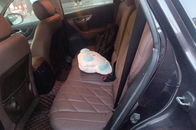 Used Infiniti FX 2009 FX35 Ultimate Edition Left Rear Seat
