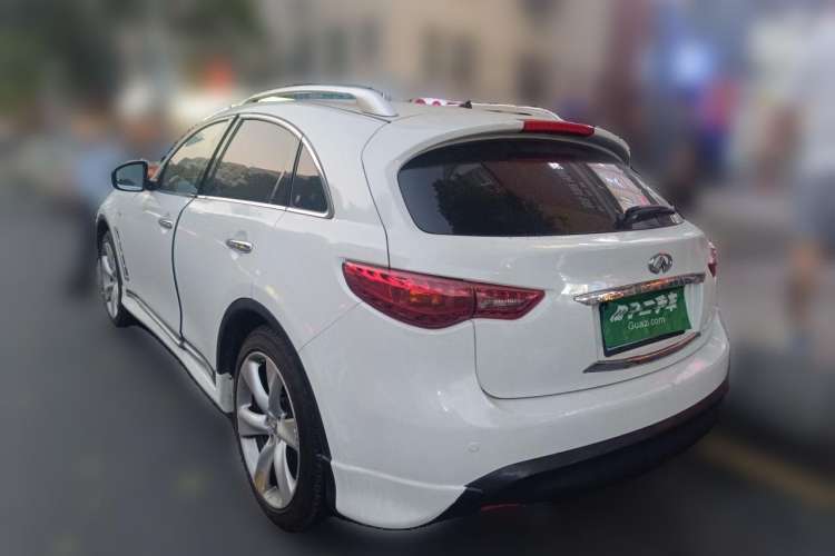 Used Infiniti FX 2009 FX35 Ultimate Edition Rear Left 45 Deg