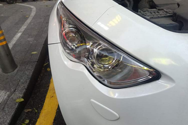 Used Infiniti FX 2009 FX35 Ultimate Edition Right Front Headlight