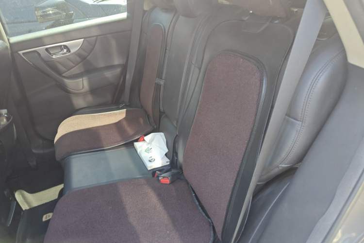Used Infiniti FX 2009 FX35 Ultimate Edition Left Rear Seat