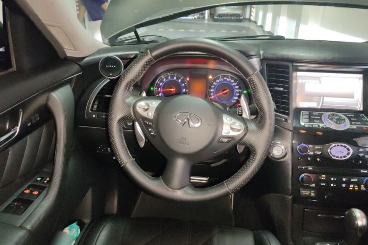 Used Infiniti FX 2009 FX35 Ultimate Edition Steering Wheel