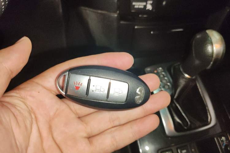 Used Infiniti FX 2009 FX35 Ultimate Edition Vehicle Key