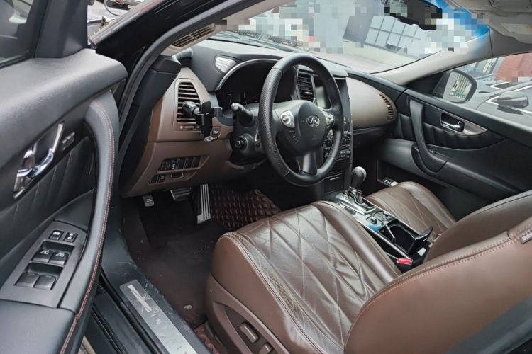 Used Infiniti FX 2010 FX35 Ultimate Edition Driver Seat