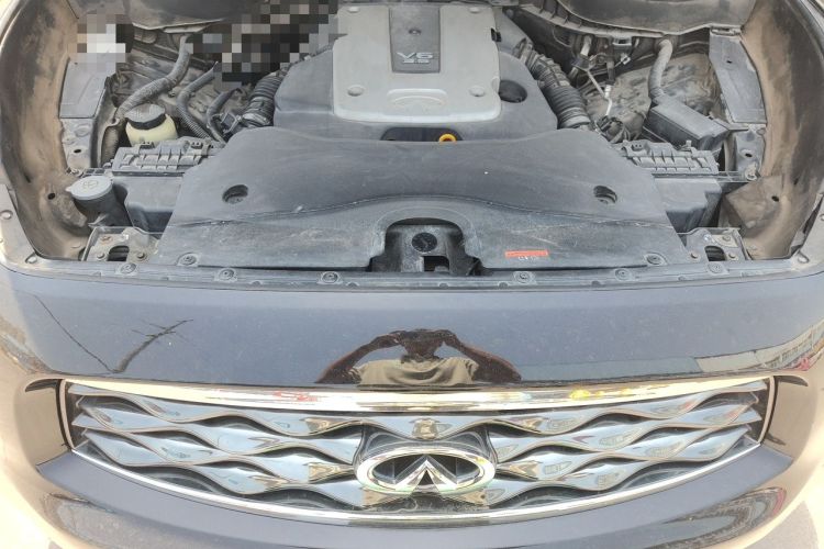 Used Infiniti FX 2010 FX35 Standard Edition Engine Bay