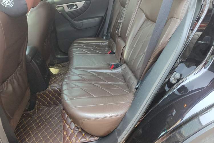 Used Infiniti FX 2010 FX35 Standard Edition Left Rear Seat