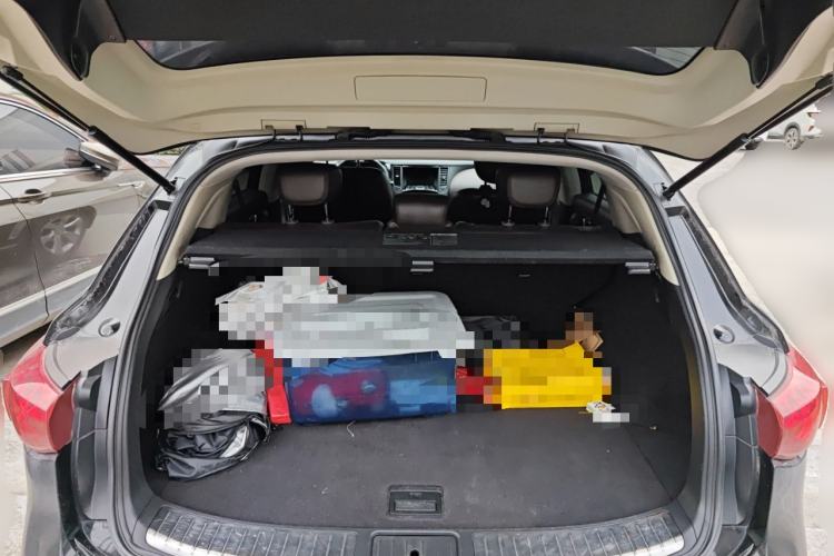 Used Infiniti FX 2010 FX35 Ultimate Edition Trunk