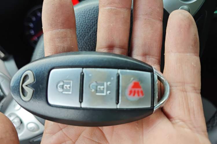 Used Infiniti FX 2010 FX35 Ultimate Edition Vehicle Key