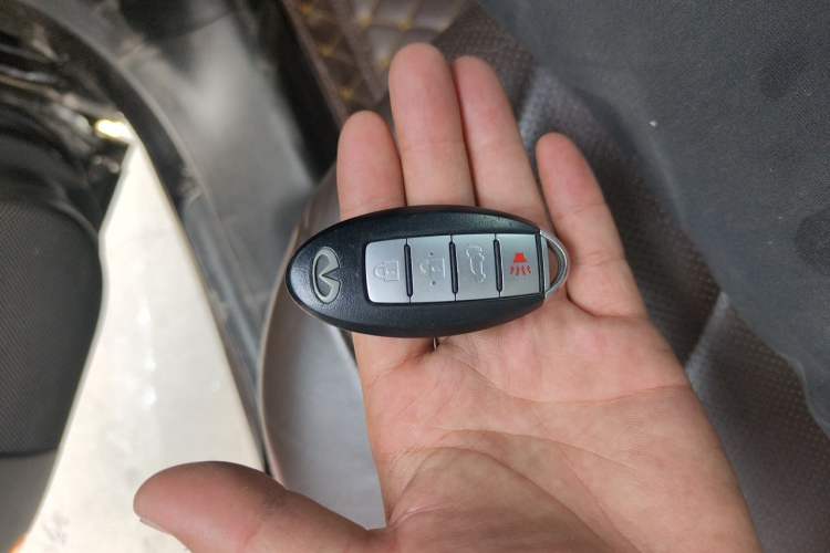 Used Infiniti FX 2010 FX35 Standard Edition Vehicle Key