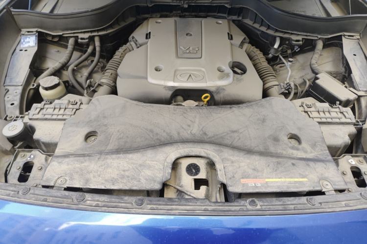 Used Infiniti FX 2010 FX35 Ultimate Edition Engine Bay