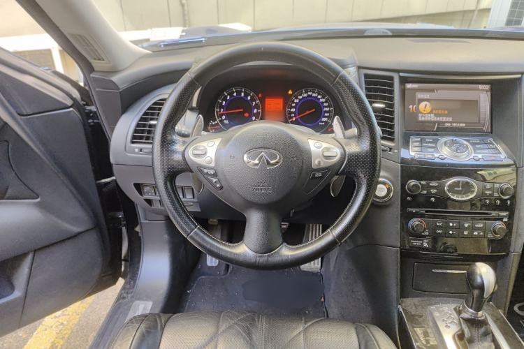 Used Infiniti FX 2010 FX35 Ultimate Edition Steering Wheel