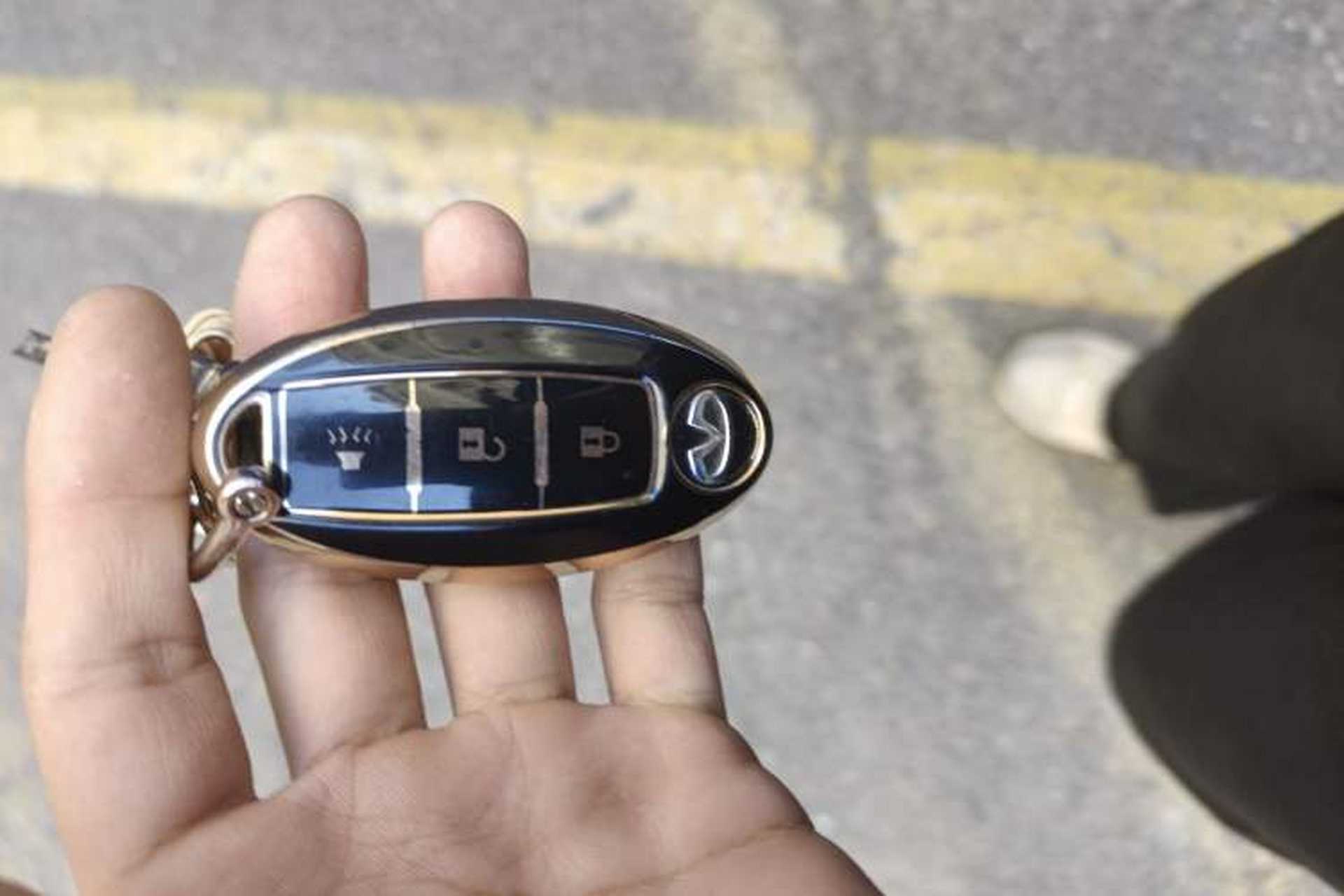 Used Infiniti FX 2010 FX35 Ultimate Edition Vehicle Key