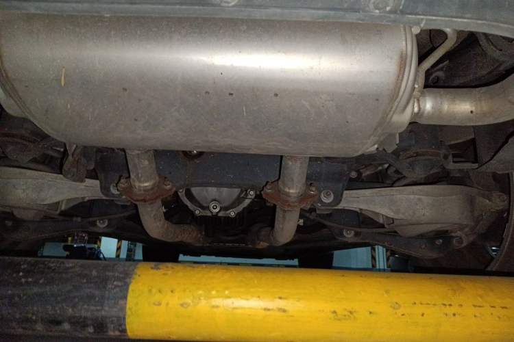 Used Infiniti FX 2010 FX35 Ultimate Edition Chassis Front