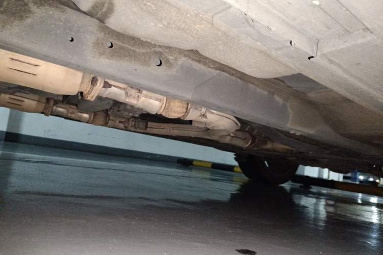 Used Infiniti FX 2010 FX35 Ultimate Edition Chassis Rear Left