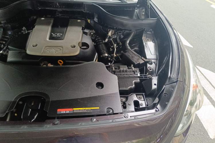 Used Infiniti FX 2010 FX35 Standard Edition Engine Bay Left