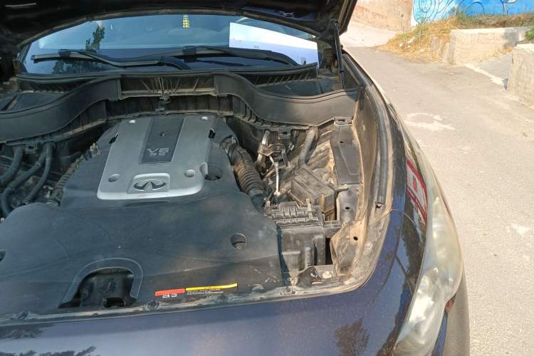 Used Infiniti FX 2010 FX35 Ultimate Edition Engine Bay Left