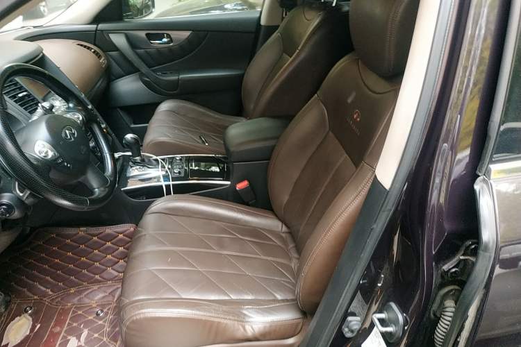 Used Infiniti FX 2010 FX35 Ultimate Edition Left Front Seat