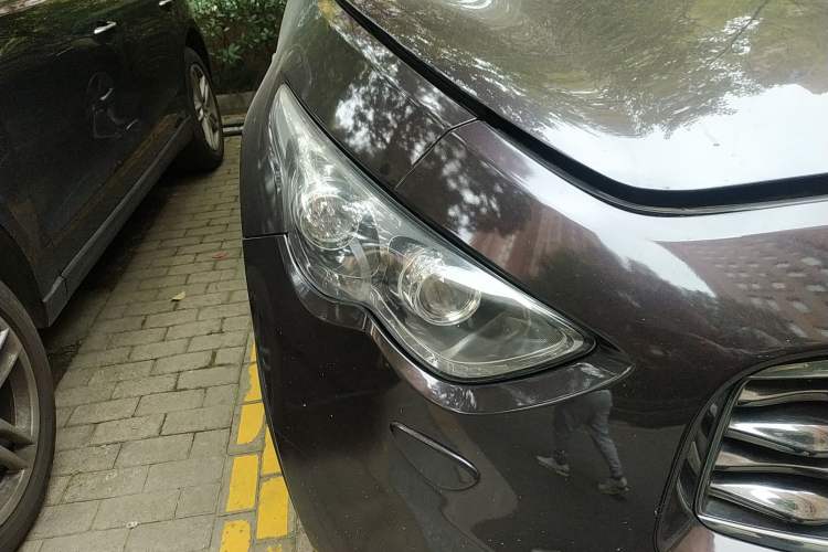 Used Infiniti FX 2010 FX35 Ultimate Edition Right Front Headlight