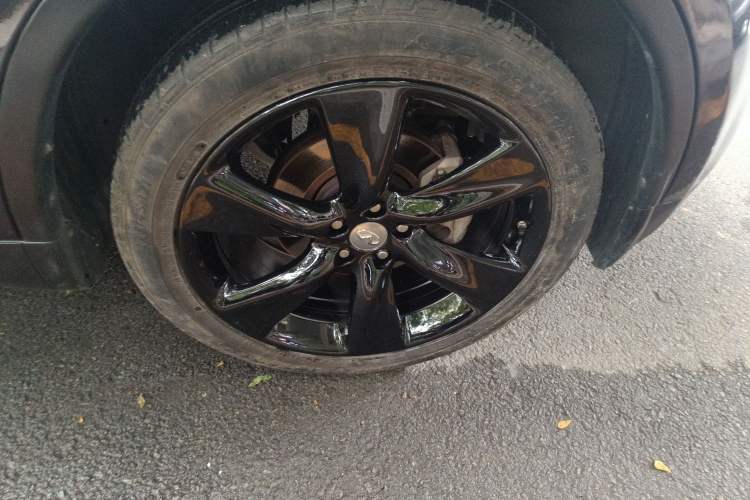 Used Infiniti FX 2010 FX35 Standard Edition Right Front Wheel Hub