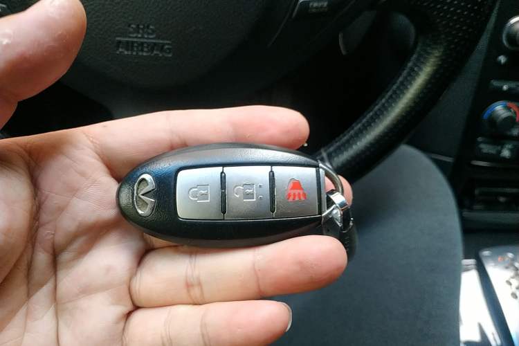 Used Infiniti FX 2010 FX35 Ultimate Edition Vehicle Key