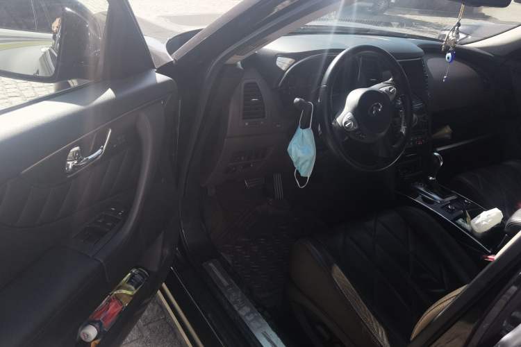 Used Infiniti FX 2010 FX35 Standard Edition Driver Seat