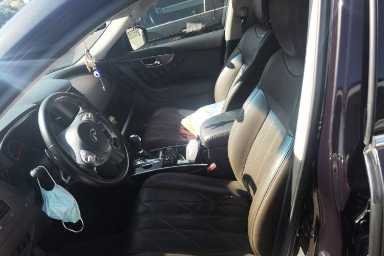 Used Infiniti FX 2010 FX35 Standard Edition Left Front Seat