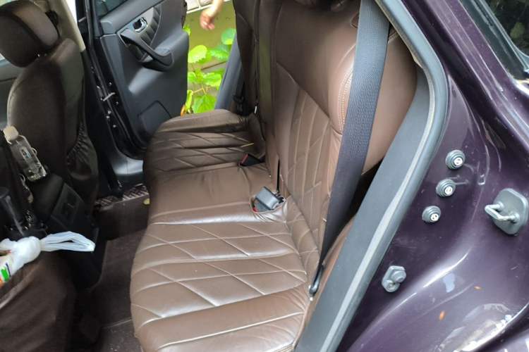 Used Infiniti FX 2010 FX35 Ultimate Edition Left Rear Seat