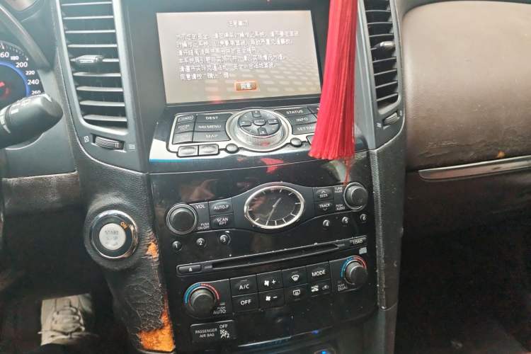 Used Infiniti FX 2010 FX35 Ultimate Edition Audio And AC Panel