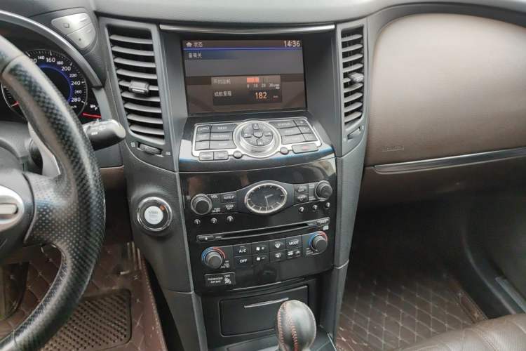 Used Infiniti FX 2010 FX35 Ultimate Edition Audio And AC Panel