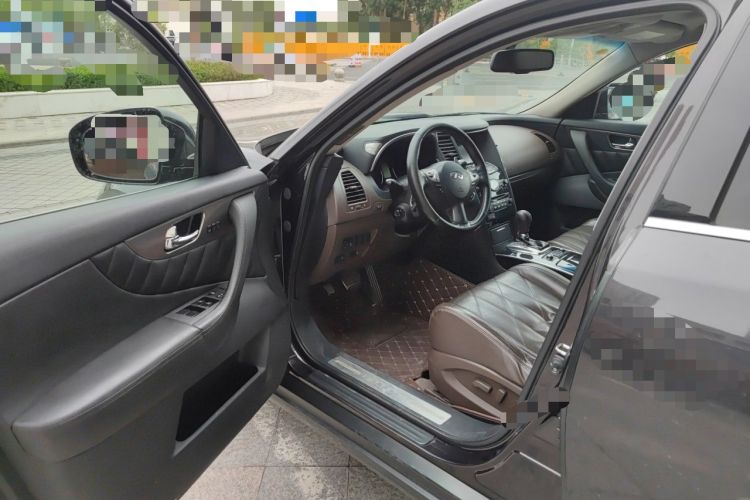 Used Infiniti FX 2010 FX35 Ultimate Edition Driver Seat