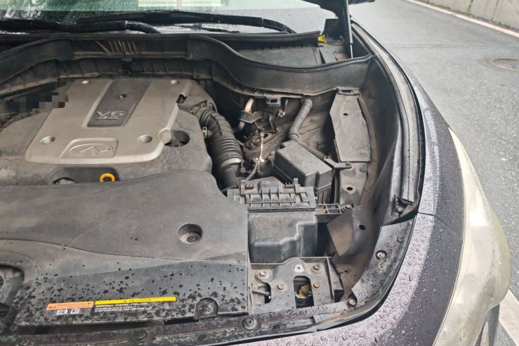 Used Infiniti FX 2010 FX35 Ultimate Edition Engine Bay Left