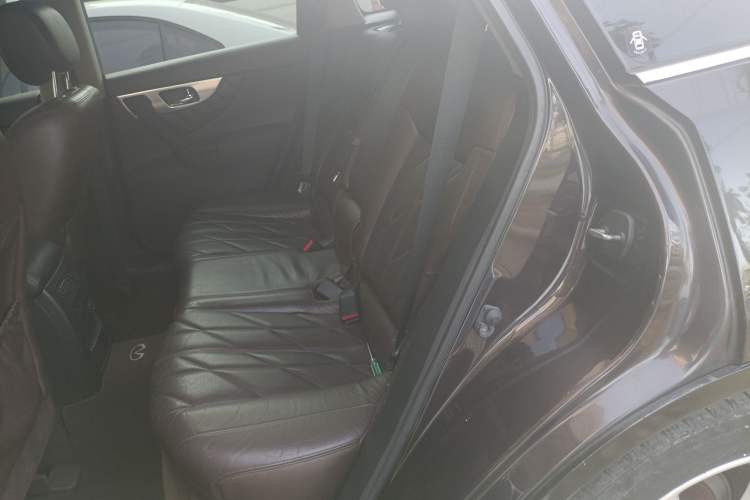 Used Infiniti FX 2010 FX35 Standard Edition Left Rear Seat