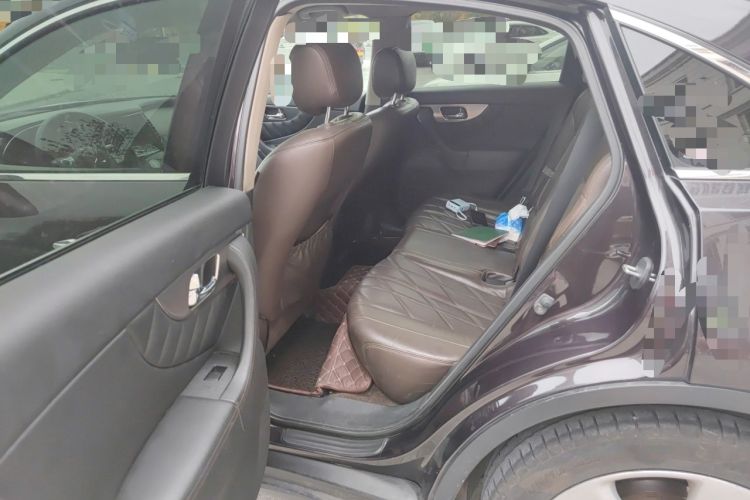 Used Infiniti FX 2010 FX35 Ultimate Edition Left Rear Seat