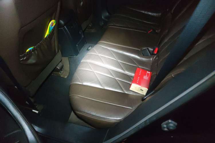 Used Infiniti FX 2010 FX35 Ultimate Edition Left Rear Seat