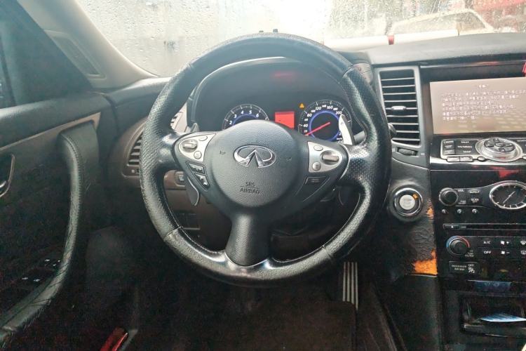 Used Infiniti FX 2010 FX35 Ultimate Edition Steering Wheel
