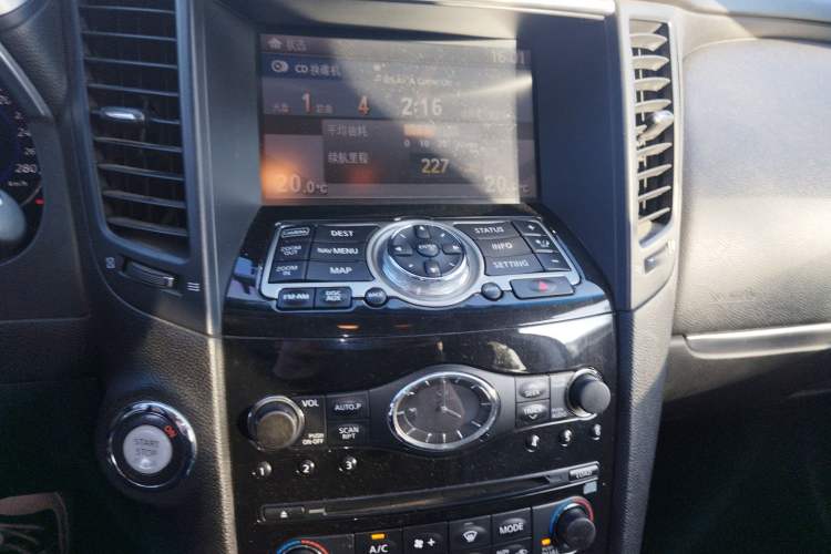Used Infiniti FX 2010 FX35 Ultimate Edition Audio And AC Panel