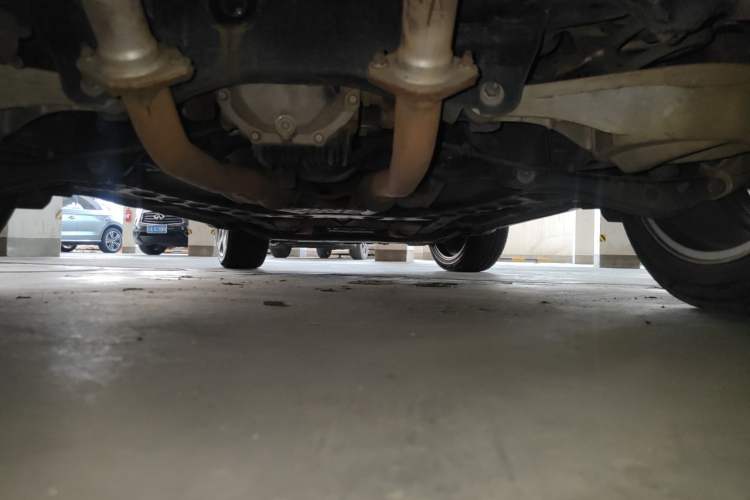 Used Infiniti FX 2011 FX35 Standard Edition Chassis Rear