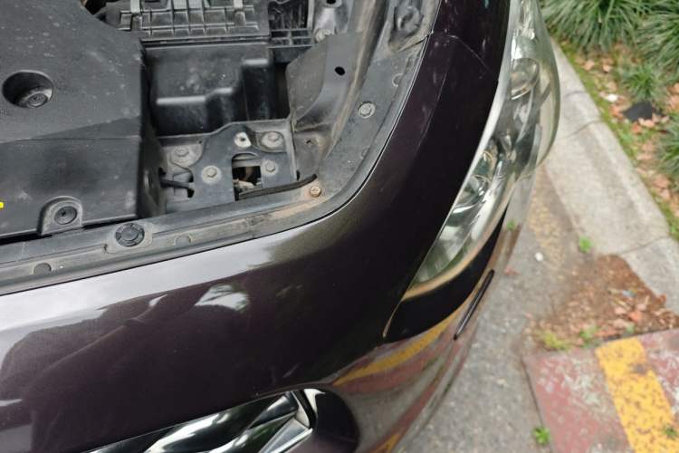 Used Infiniti FX 2011 FX35 Supreme Edition Engine Bay Left