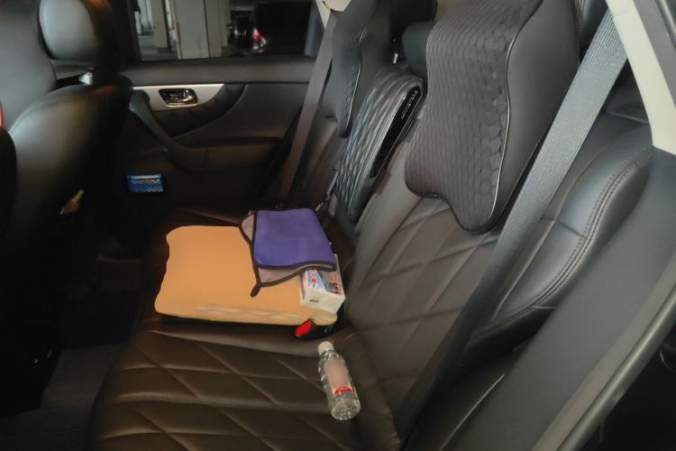 Used Infiniti FX 2011 FX35 Standard Edition Left Rear Seat