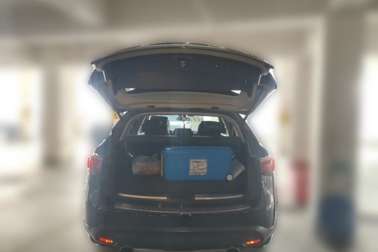 Used Infiniti FX 2011 FX35 Standard Edition Trunk