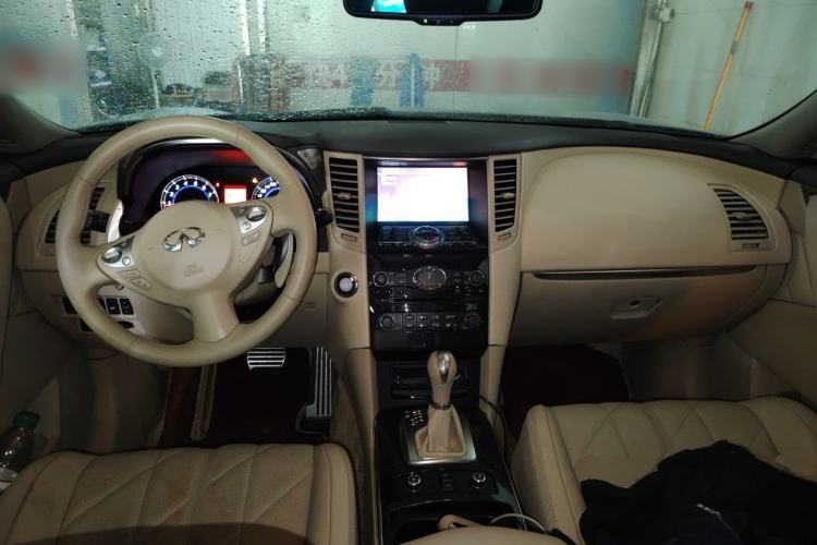 Used Infiniti FX 2011 FX35 Jinshang Overdrive Edition Center Console