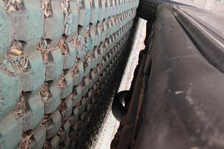 Used Infiniti FX 2011 FX35 Supreme Edition Chassis Front Right