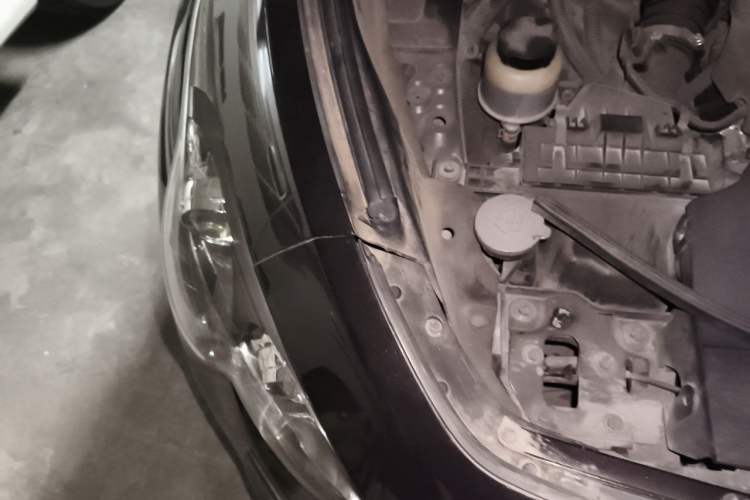 Used Infiniti FX 2011 FX35 Supreme Edition Engine Bay Right