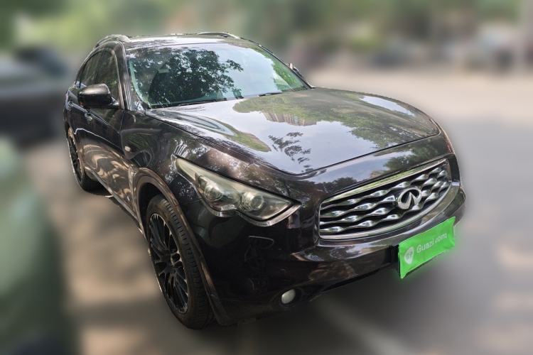Used Infiniti FX 2011 FX35 Supreme Edition Front Right 45 Deg