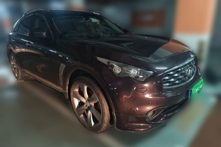 Used Infiniti FX 2011 FX35 Standard Edition Front Right 45 Deg