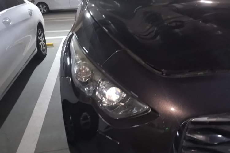 Used Infiniti FX 2011 FX35 Jinshang Overdrive Edition Right Front Headlight