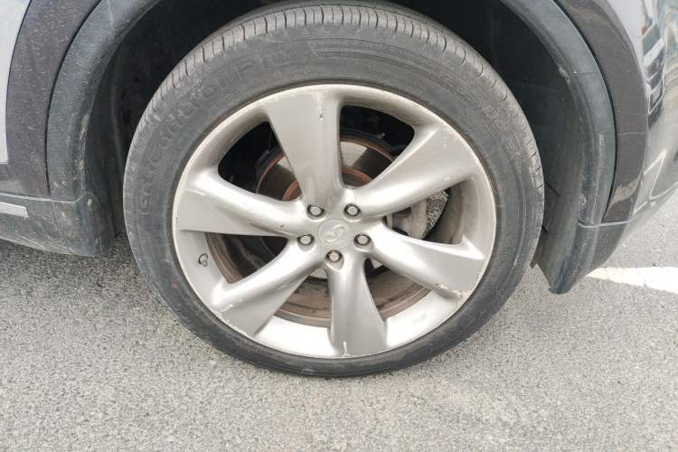 Used Infiniti FX 2011 FX35 Standard Edition Right Front Wheel Hub