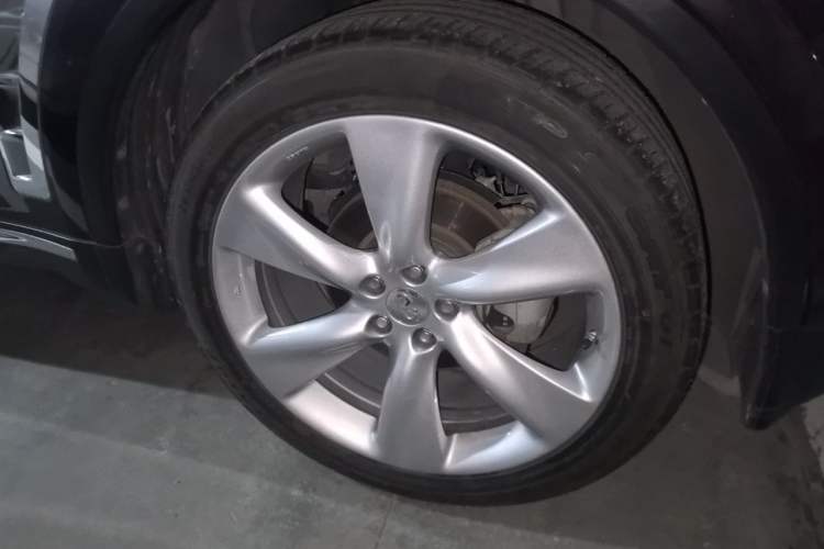 Used Infiniti FX 2011 FX35 Jinshang Overdrive Edition Right Front Wheel Hub