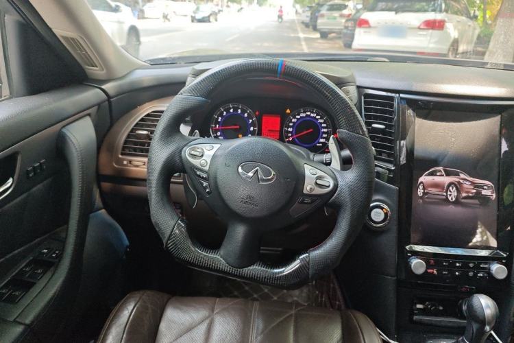 Used Infiniti FX 2011 FX35 Supreme Edition Steering Wheel