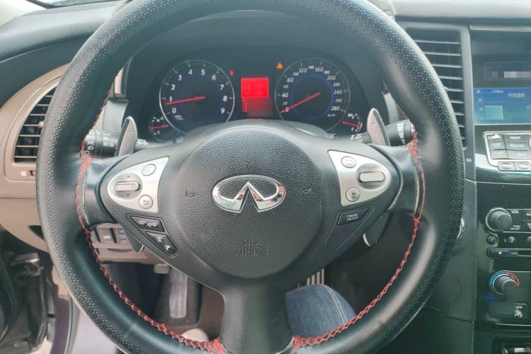 Used Infiniti FX 2011 FX35 Standard Edition Steering Wheel