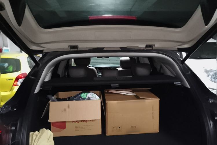 Used Infiniti FX 2011 FX35 Supreme Edition Trunk